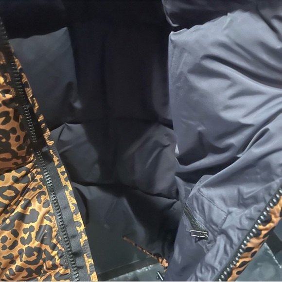 Vetements Logo Limited Edition Leopard Puffer Jacket Coat - Picture 4 of 16